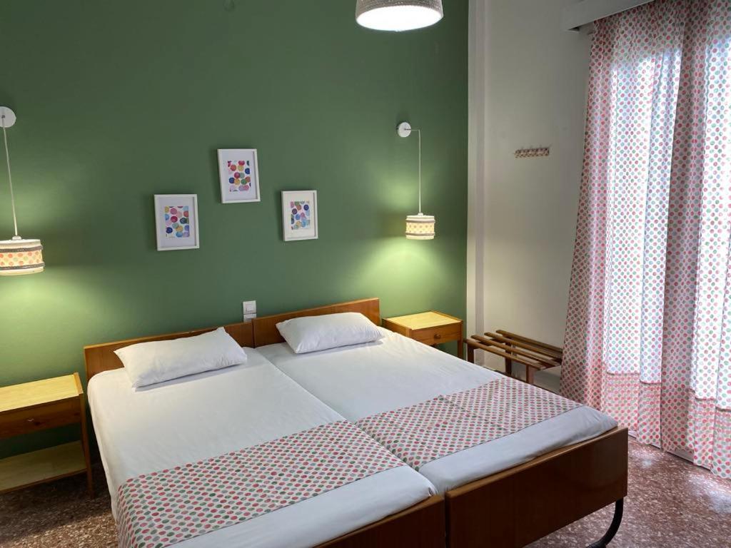 Thalia Hotel Kamena Vourla Exteriör bild